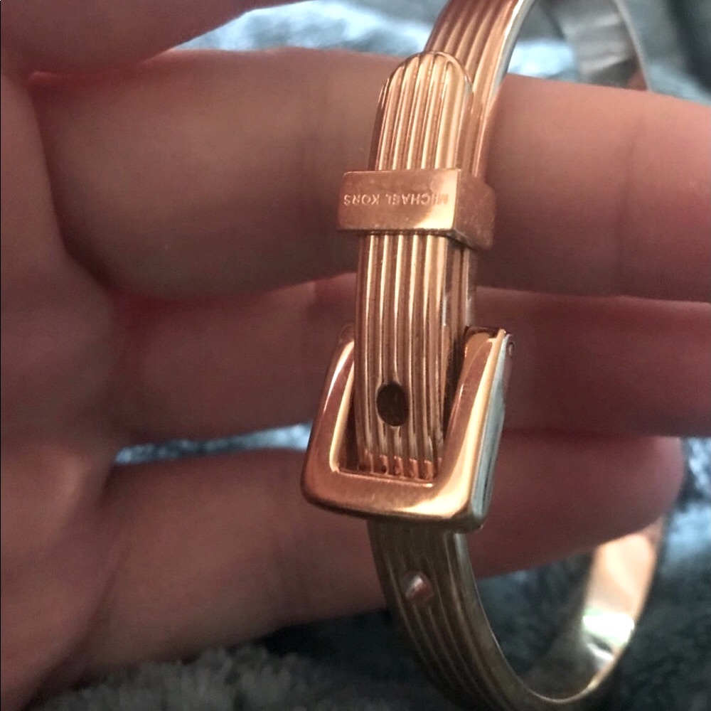 NEW Michael Kors Bracelet Rose Gold Buckle Ribbed